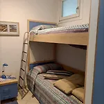 Cozy Flat With Sea View Balcony-beahost Apartman *