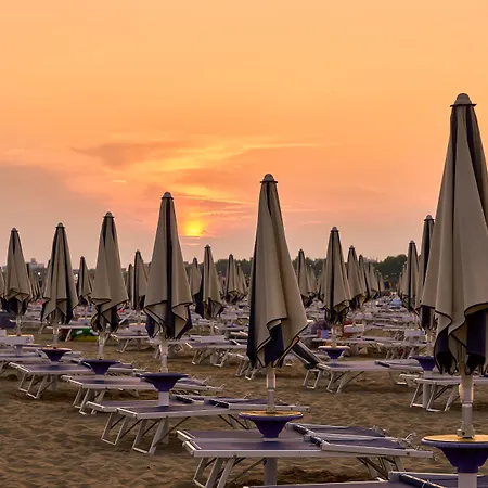 Cozy Flat With Sea View Balcony-beahost Bibione