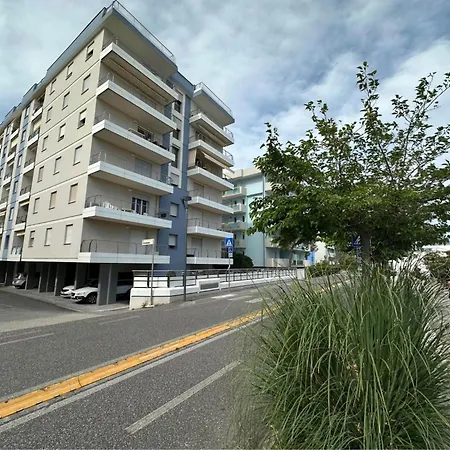 Cozy Flat With Sea View Balcony-beahost Bibione