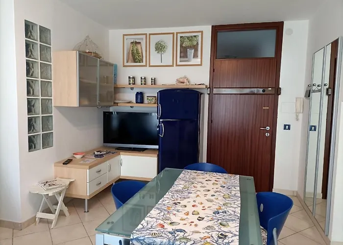 Cozy Flat With Sea View Balcony-beahost Apartment *